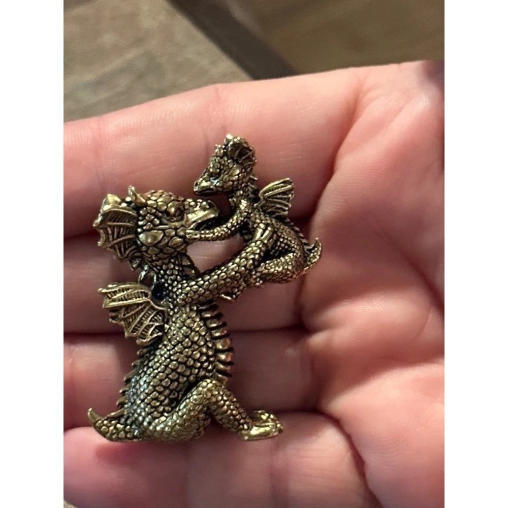 Bg24 Small Miniature brass Dragon mom and baby dragon figurine